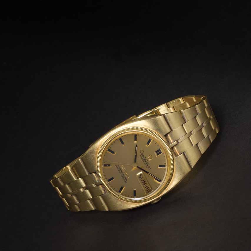 18 An 18 Karat Yellow Gold Constellation Wristwatch, Omega, Circa 1970, 40.00 x 35.