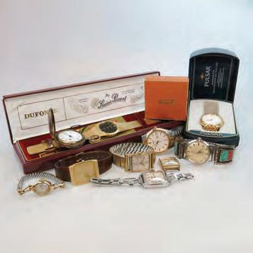 392 SMALL QUANTITY OF WRISTWATCHES including an Omega Seamaster with a silver, metal and turquoise strap; a Lucien