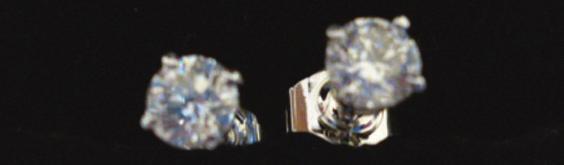 diamonds, 18ct white gold shank, size N Hartleys, Ilkley. Apr 12. HP: 750. ABP: 885.