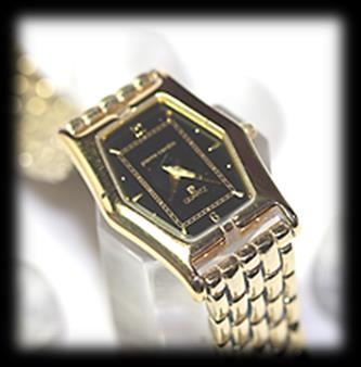 Rectangular face, gold dial with stick Roman, Quartz watch.