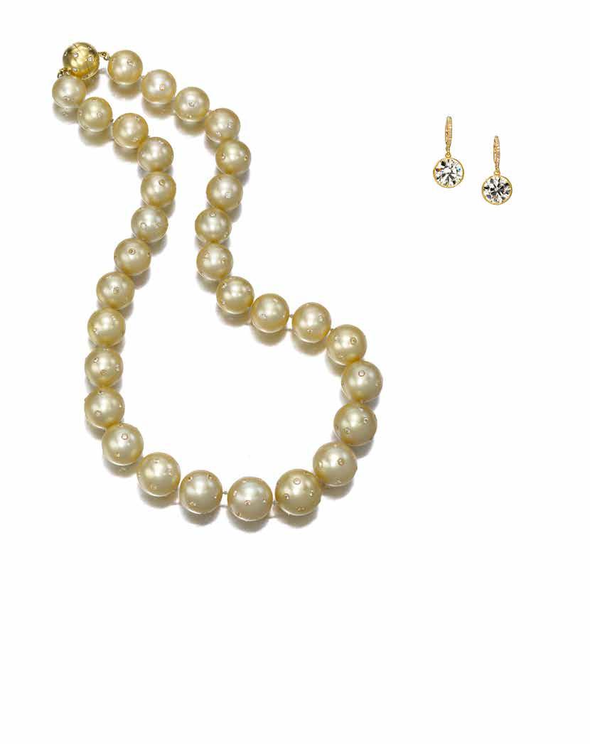 78 77 77 A CULTURED PEARL AND DIAMOND NECKLACE composed of a single strand of thirty-one graduated yellow cultured pearls, measuring approximately 15.0 to 12.