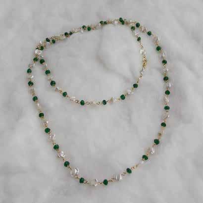 ~ SOLD ~ 0498 necklaces & pendants Emerald &