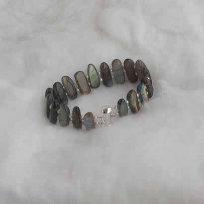 0519 bracelet Labradorite & baby pearls, double lining, 925 silver