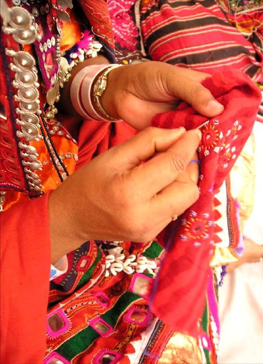 local technologies Immense wealth of Tacit Knowledge Kutch Embroidery, India Biralu- Lace Craft, Sri