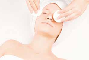 Spa Find Natural Nourishment Double Mud Facial 1 hour 15 minutes, 70 A hydrating facial which is excellent for tired, dull and sallow skins.
