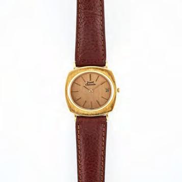 143 PIAGET ALTIPLANO WRISTWATCH WITH DATE circa 1980 s; 32mm x 30mm; reference #13447; movement #645207; 30 jewel, 6 adjustment 12PC1