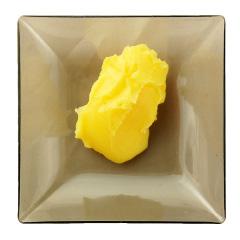 Natural Butters ORANGE PEEL BUTTER BUT-ORAN-01 Description: Contains orange peel oil and orange peel wax (cold pressed) together with almond oil and vegetable oils.