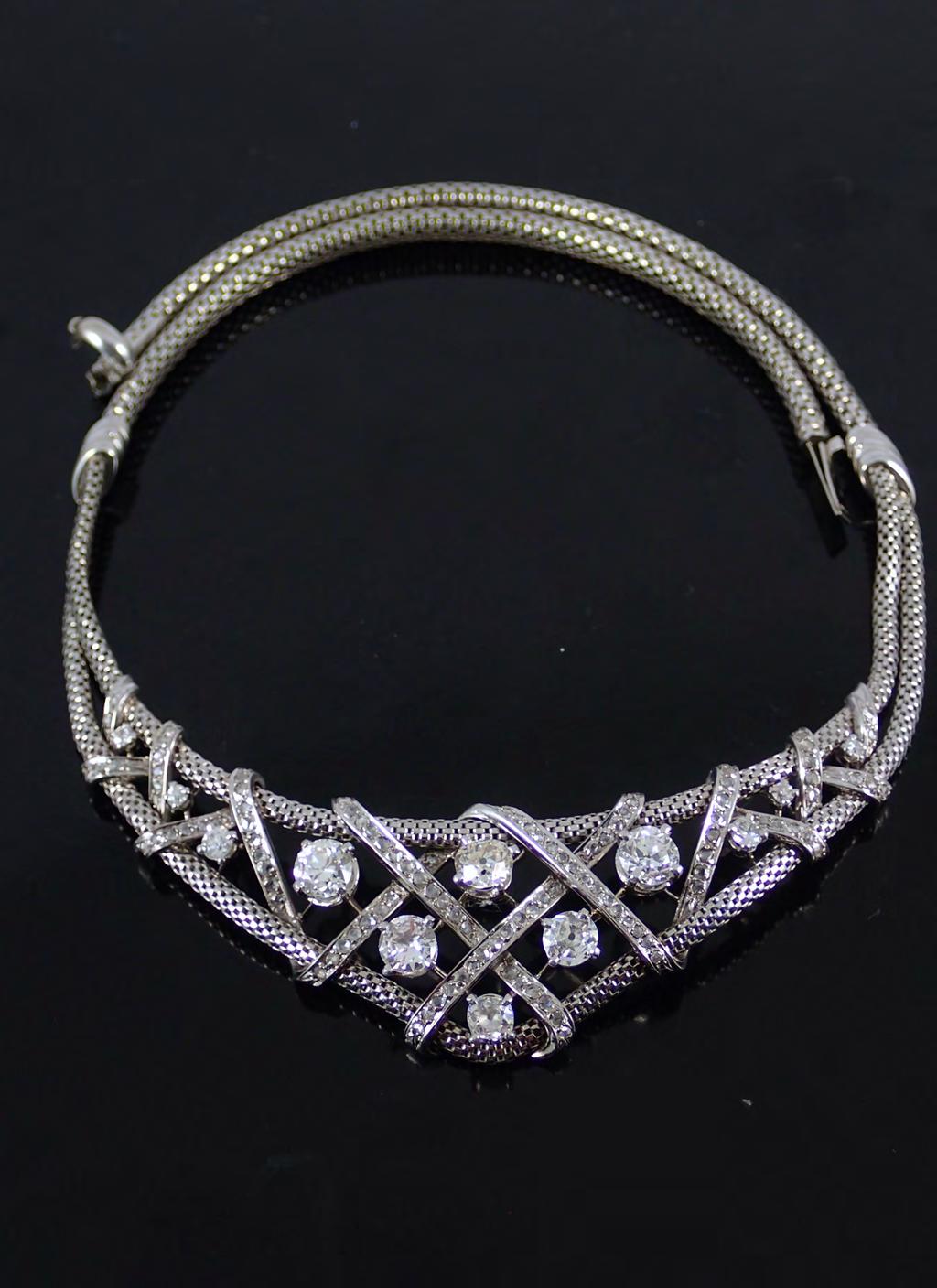 230 13,000-15,000 227 A fine diamond set necklace, total estimated weight of diamonds 4.