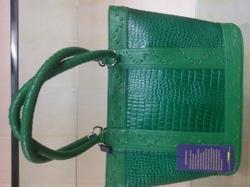 Exporter of Ladies Bags, Ladies Carry