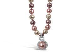WH PR RS This pearl set is available in all of the