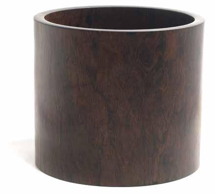 tone and a natural grain, with a wide, recessed base cover. Diameter: 9 5/8 inches (24.