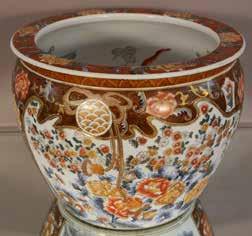 Lot #266 - Chinese decorated fish bowl, 20th