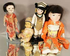 Lot #609-4 Chinese dolls, 20th