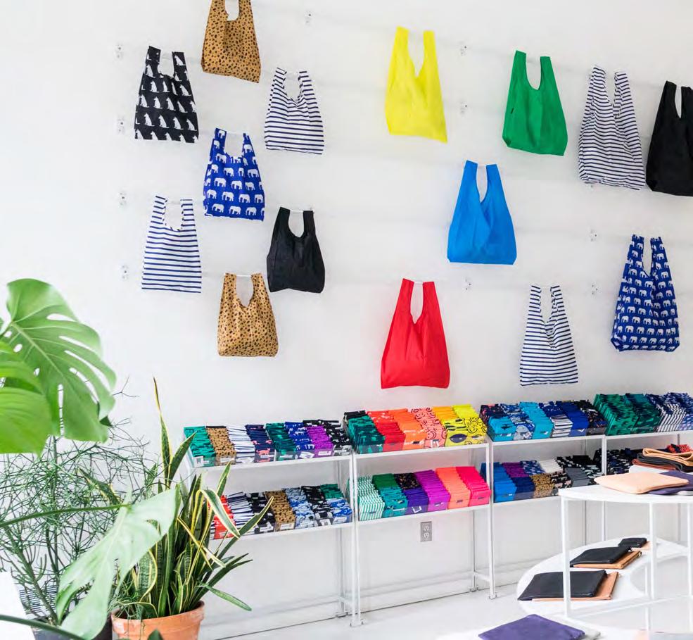 WHOLESALE CUSTOM VISIT OUR SHOWROOM Come see the complete line in person! Our NY showroom Let s work together! To place a wholesale order or to open a wholesale account, visit: http://baggu.