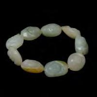 3 cm)} [Small chips] 186 Celadon Jade Toggle Qing Dynasty Carved as a