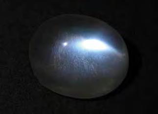 SYNTHETICS AND SIMULANTS A convincing moonstone doublet. The GIA GemTechLab recently encountered a 19.