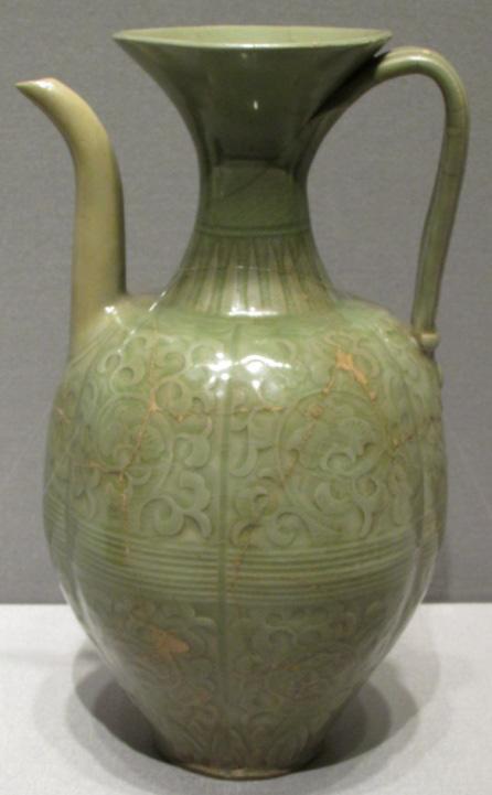 continue next page.. Fig. 2 Celadon glazed vase with peony design, Northern Song dynasty, 10th to 11th century, TNM Fig.