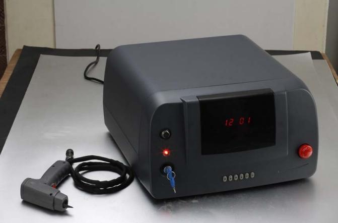 3.Product Information 1.PRODUCT INFORMATION APPLICATION *Hair removal *Pigmentation troubles HKS909 FEATURES *laser wavelength: 808nm *maximum output power: 2W *spot diameter: 1.