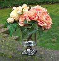 monobotanical eurostylenosegay hand-tied mini rose bouquets