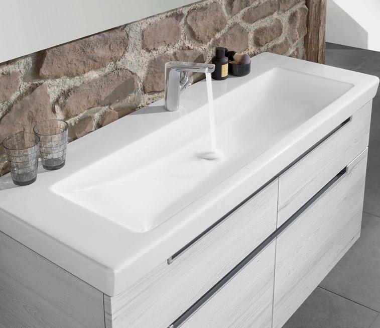 Subway 2.0 brings variety to the cosy country-style bathroom. You can furnish your bathroom in any way you like with this comprehensive collection.