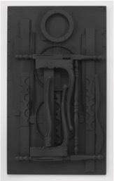 188 x 2 cm LOUISE NEVELSON Untitled, 1976 Wood