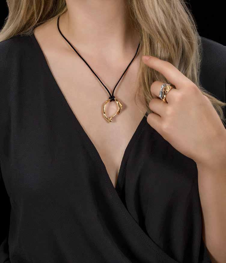 The Spirits Bay collection is a celebration of women everywhere who have pursued their dreams wholeheartedly, who have persevered, and deserve to wear a symbol of their inner strength.