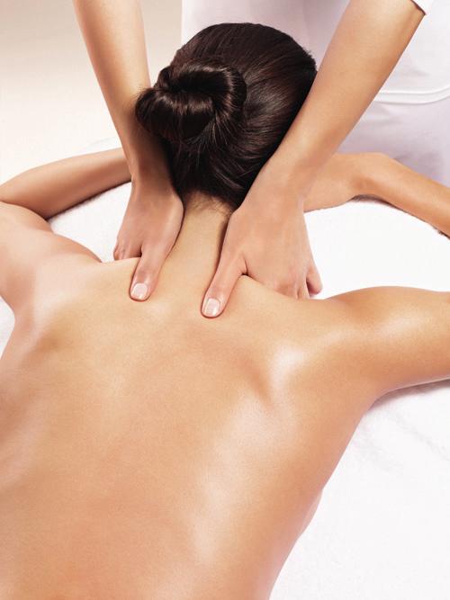 ALTERNATIVE THERAPIES Aromatherapy Massage 75 minutes Using individually chosen essential oils, this deeply relaxing face, scalp and body massage focuses on acupressure points, helping to