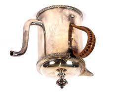 rim; and a plated baluster coffee pot, (4) 90-120 122 An Edwardian three piece silver tea set, by Walker & Hall, of baluster form, having raised beaded border, the teapot with blackwood handle and