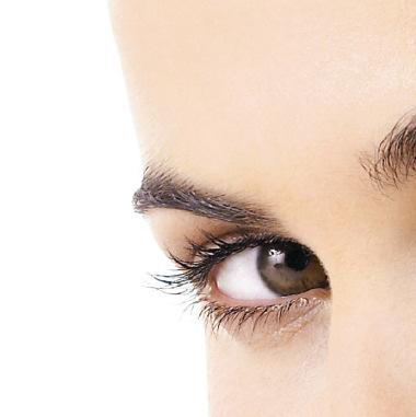 eye contour A collagen filling without injections? The traditional treatment with collagen involves the application of collagen injections in a specific area.