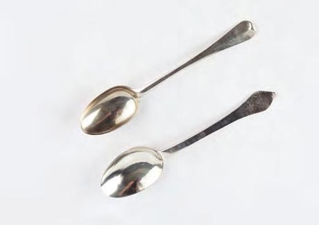 5cm long; and another similar spoon by Robert Keay, the maker s initials struck three times (3) 561.