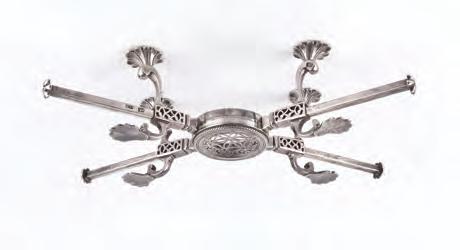 566. A GEORGE III SILVER FOLDING DISH CROSS, with pierced and engraved decoration, scroll supports and