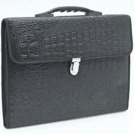 01510 30 CASES 30 Stylish case in matte black crocodile