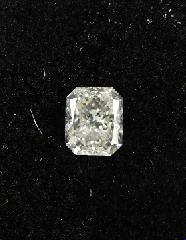 61 carats, with $1,000 - $1,250 Lot # 431 431 Diamond engagement ring,