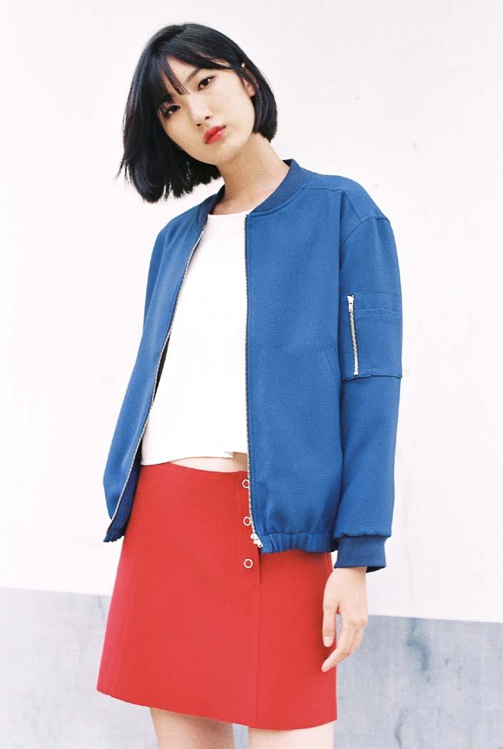 Clan bomber jacket Relaxed bomber jacket in a textured