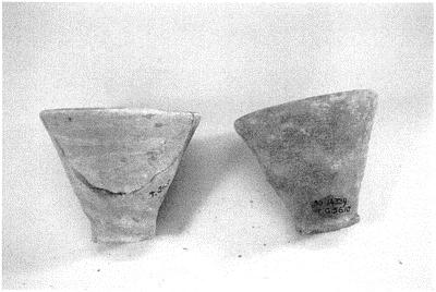 When kingship descended upon the earth 241 (Forest 1983a, 136, up to forty goblets), the Khafajeh grave sequence in which the numbers of pottery items visibly increase in ED I II (Delougaz et al.