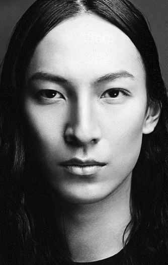 ALEXANDER WANG X H&M Established itself in the fashion world by constantly evolving the urban uniform fashion forward tailoring
