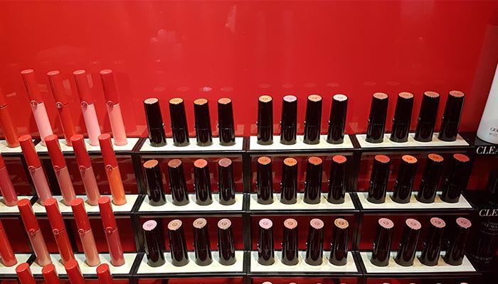 The Armani Box travelling pop-up is a 90% make-up experience.