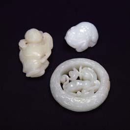 of lingzhi fungus TOGETHER WITH a jadeite pendant of Putai, no condition problems noted, tallest height 2.