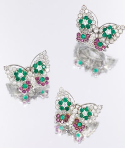 Tseng and the jewellery company glorifies the resplendent beauty of the emerald.