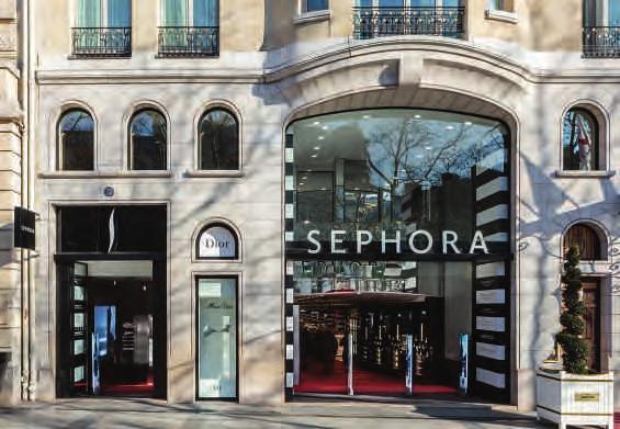 2 0 1 7 H I G H L I G H T S Sephora once again performed very well, as it continued to win market share in all the countries where it operates.