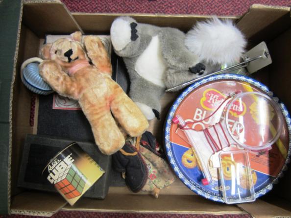 193 Box of assorted old toys
