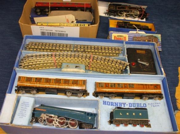Hornby Dublo LNER Passenger set EDP1 7 Sir