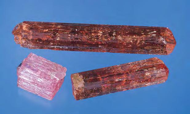 Trade Laboratory by the end of 2000. Most recently, HPHT-processed pink type IIa diamonds and even a limited number of blue type IIb diamonds have appeared (Hall and Moses, 2000). Tourmaline.
