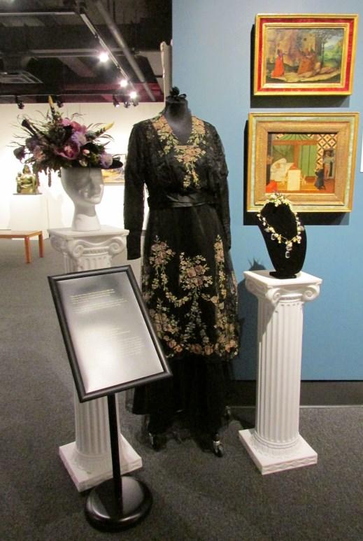 ART (and Fashion) IN BLOOM March 16-18, 2018 Over 1,400 guests browsed this year's Art in Bloom event at the Museum of Art and Archaeology!