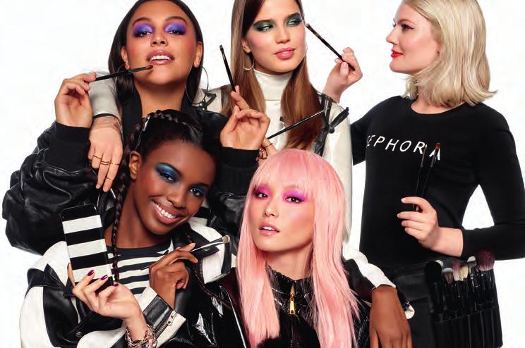SELECTIVE RETAILING CONTINUED GOOD MOMENTUM OF SEPHORA AND STRONG REBOUND OF PROFITABILITY AT DFS Sephora The Selective Retailing business group posted organic revenue growth of 9% or 15% excluding