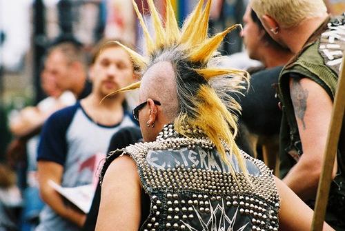 Punk, which originated from the 70s, has created a confrontational, shocking and rebellious trend. Re-signified in the 80s and 90s, punk has become one of the most significant fashion styles Figure 6.