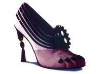 Early in his career, Vivier teamed up with couture fashion designers in Paris creating shoes for their runway shows.