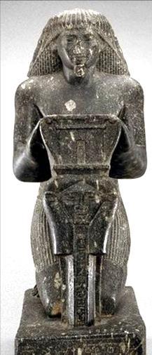 Fig.22 Kneeling Statue of Nespaqashuty [35].
