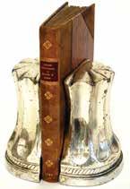 *155. FINE QUALITY PAIR OF BOOKENDS IN THE FORM OF A SHIP S CAPSTAN. Beautifully made having deep fluted and rope twist designs in the upper and lower areas of the capstan. 6 h. x 5 w.