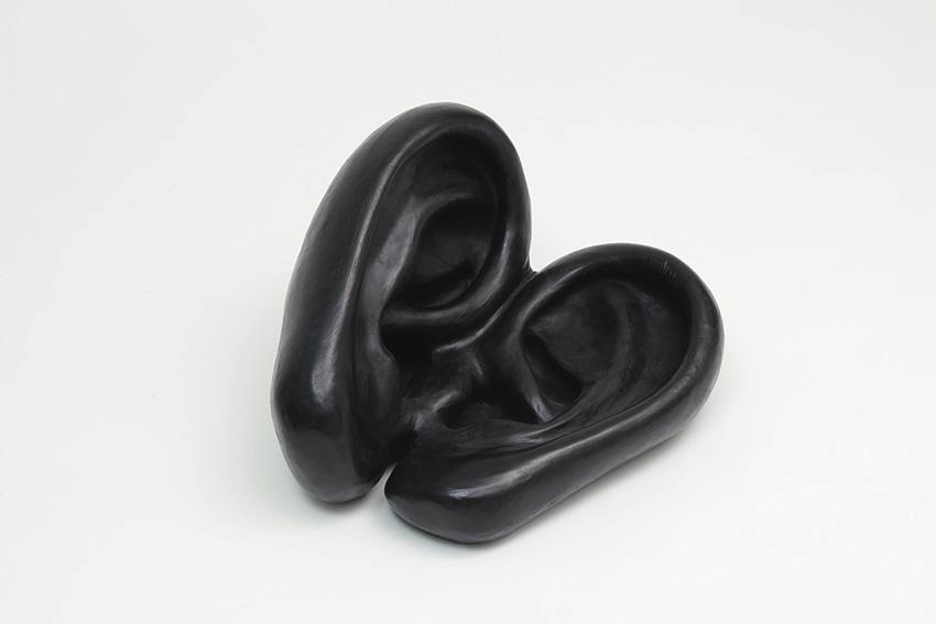 Duality ears, 2015 Bronze 29 x 41 x 43